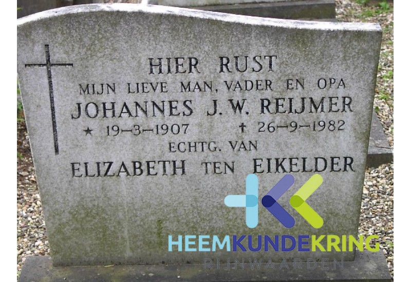 Grafstenen kerkhof Herwen Coll. HKR (101) J.J.W.Reijmer